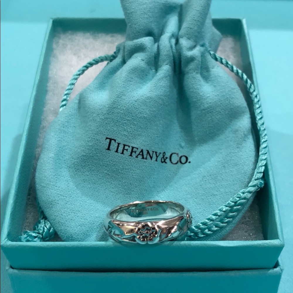 Authentic Tiffany & Co. Nature Rose Ring